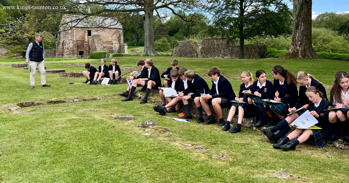 Angels Undergraduate Studies Year Bring History to Life Through Hands-On Learning and Cleeve Abbey Visit 